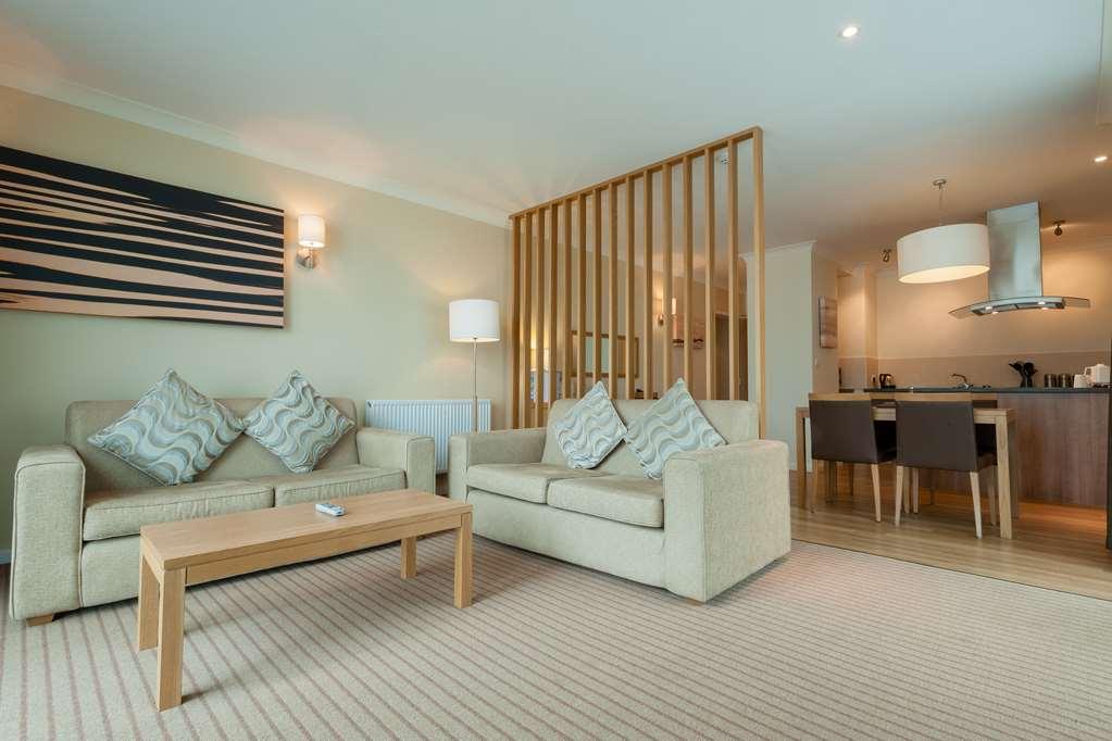 De Vere Cotswold Water Park South Cerney Quarto foto
